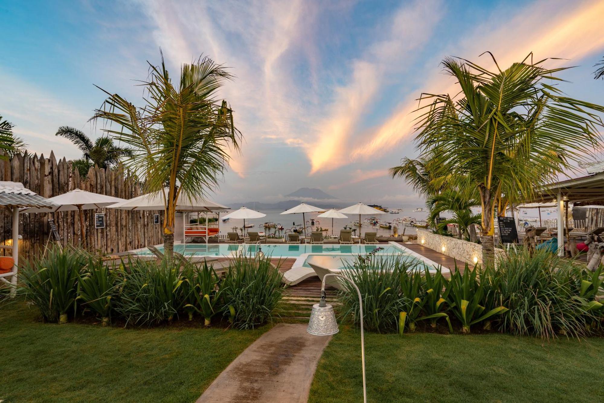 Paus Putih Hotel Lembongan Exteriör bild