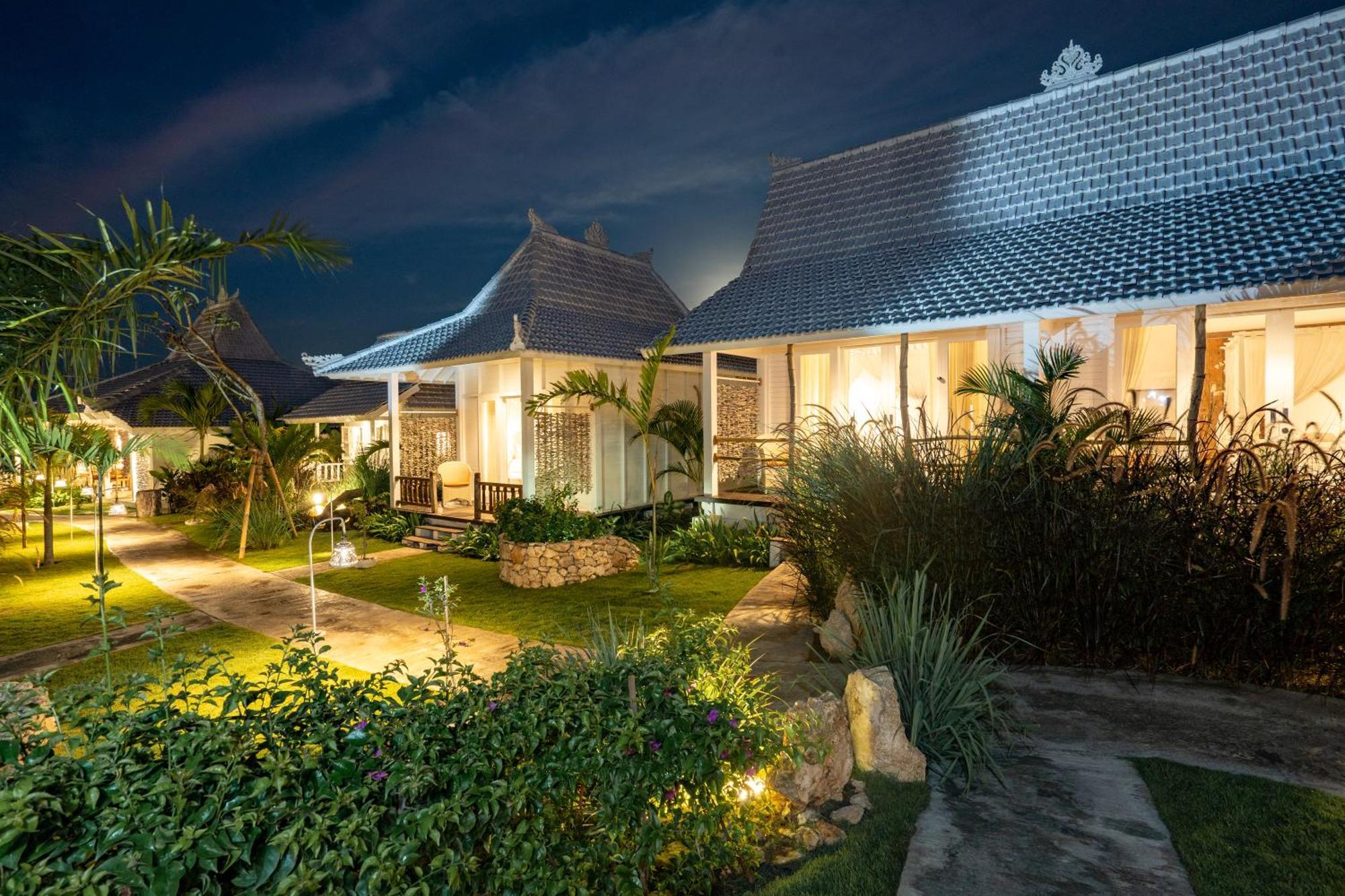Paus Putih Hotel Lembongan Exteriör bild