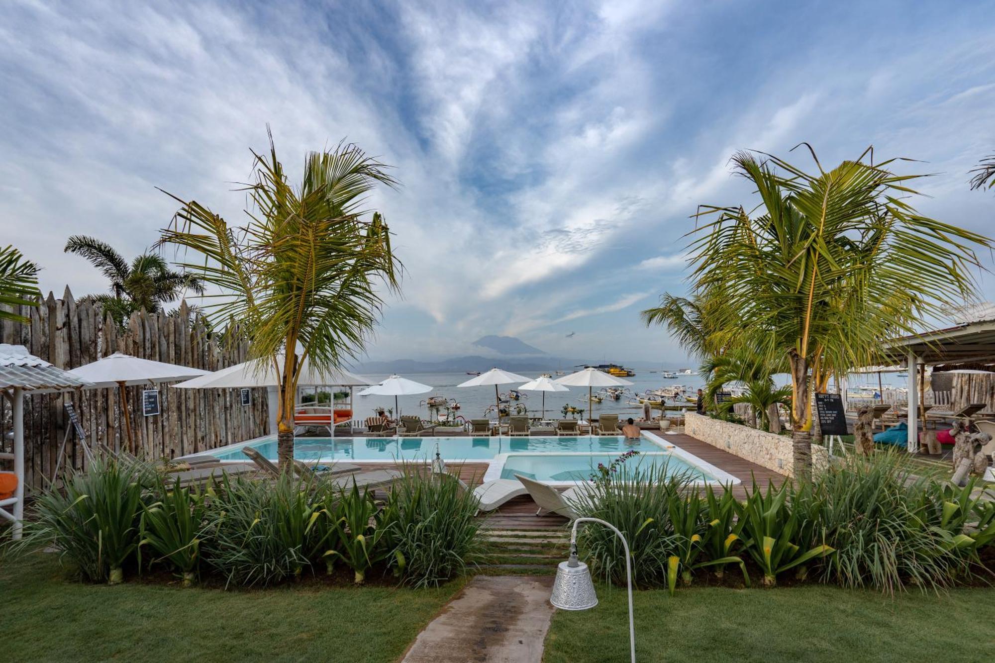 Paus Putih Hotel Lembongan Exteriör bild
