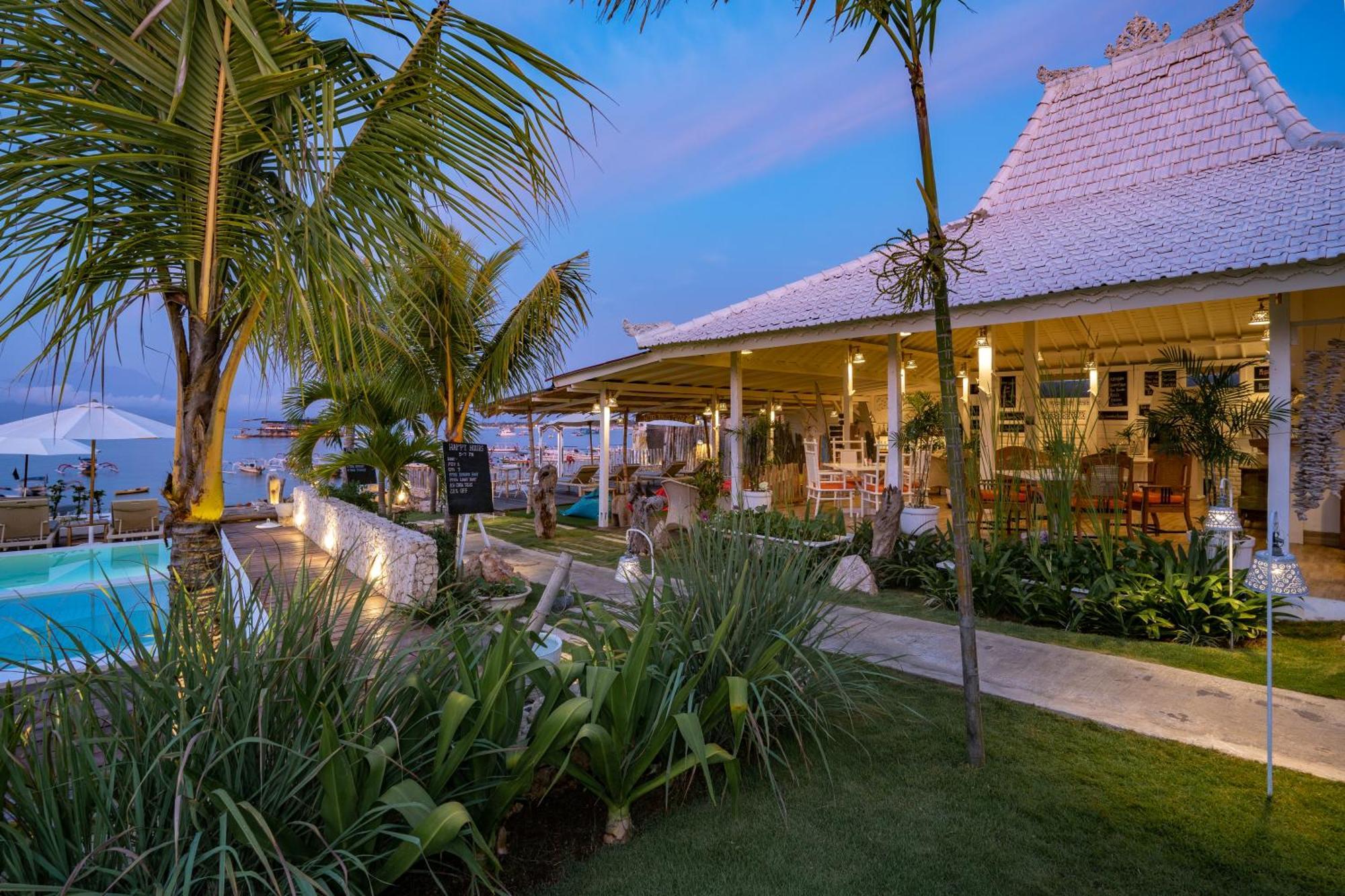 Paus Putih Hotel Lembongan Exteriör bild